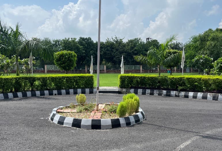 Amity University Greater Noida Campus photo 12